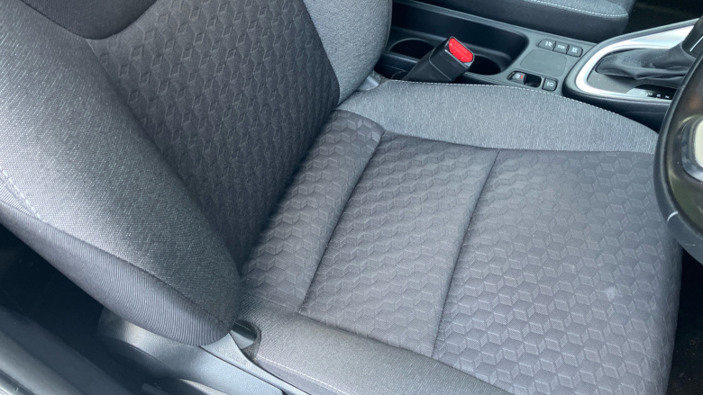Toyota Yaris 1.5 Hybrid Design 5dr CVT Hybrid Hatchback